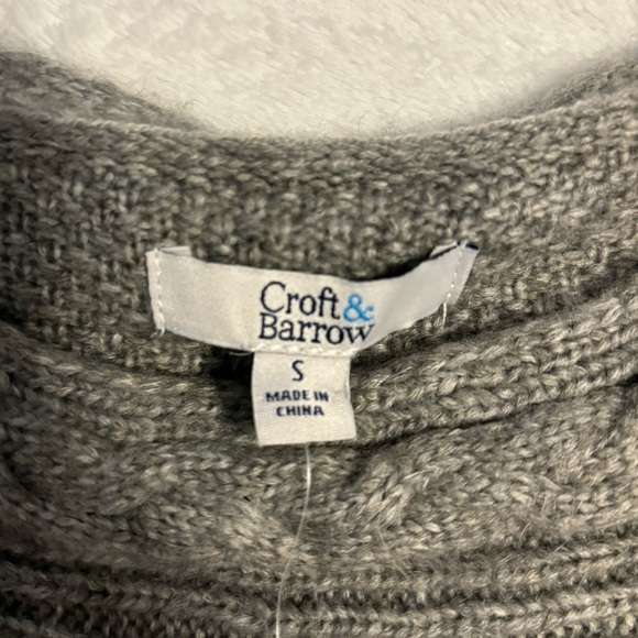NWT! New Croft and Barrow Gray Sweater Size S - Picture 3 of 9